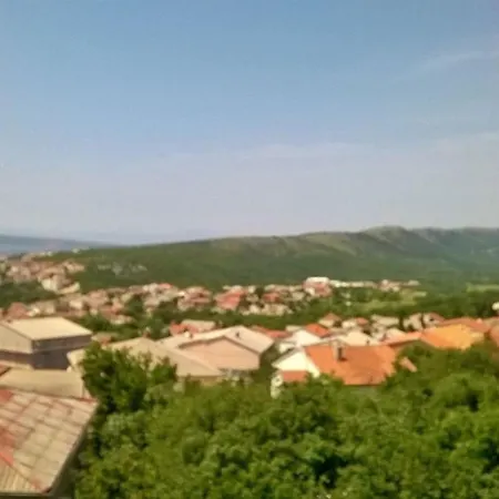 Schoene Ferienwohnung In Mit Gemeinsamem Pool, Grill Und Terrasse Und Panoramablick נובי ווינודולסקי