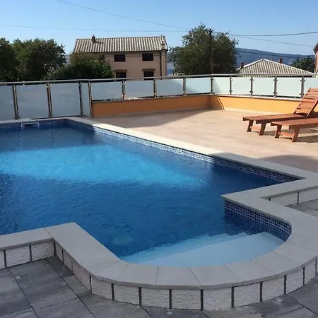 Schoene Ferienwohnung In Mit Gemeinsamem Pool, Grill Und Terrasse Und Panoramablick דירה