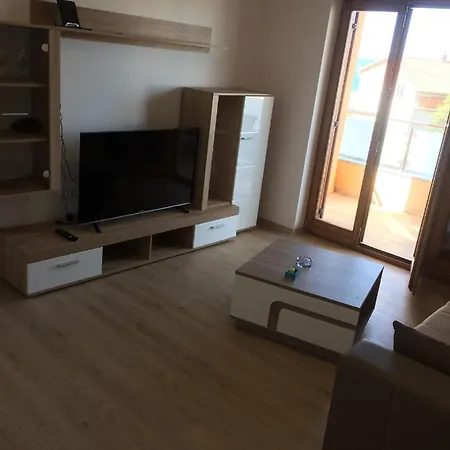 Schoene Ferienwohnung In Mit Gemeinsamem Pool, Grill Und Terrasse Und Panoramablick *